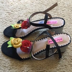 Brand New Betsey Johnson 2inch heels